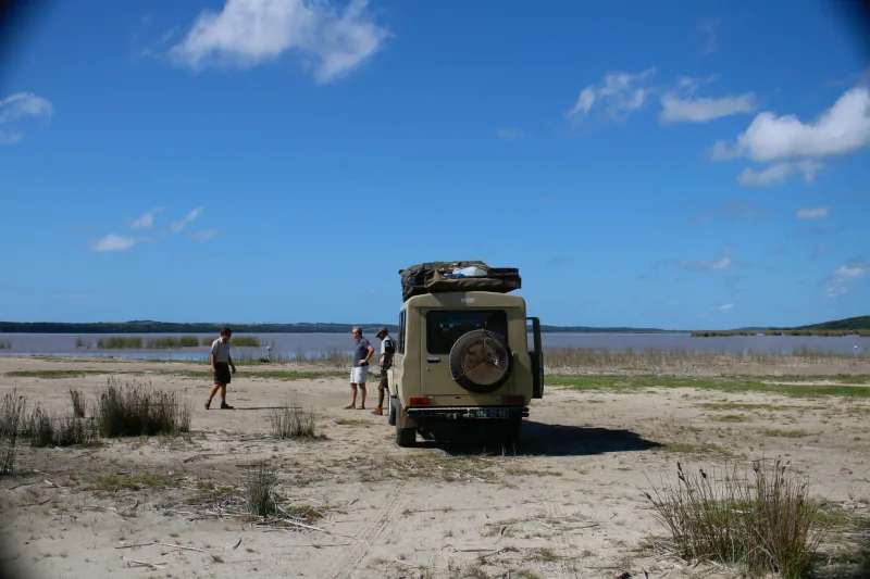 4x4 on expedition track